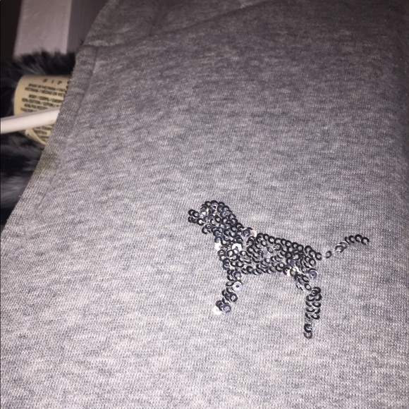 Pink coat - Picture 2 of 5